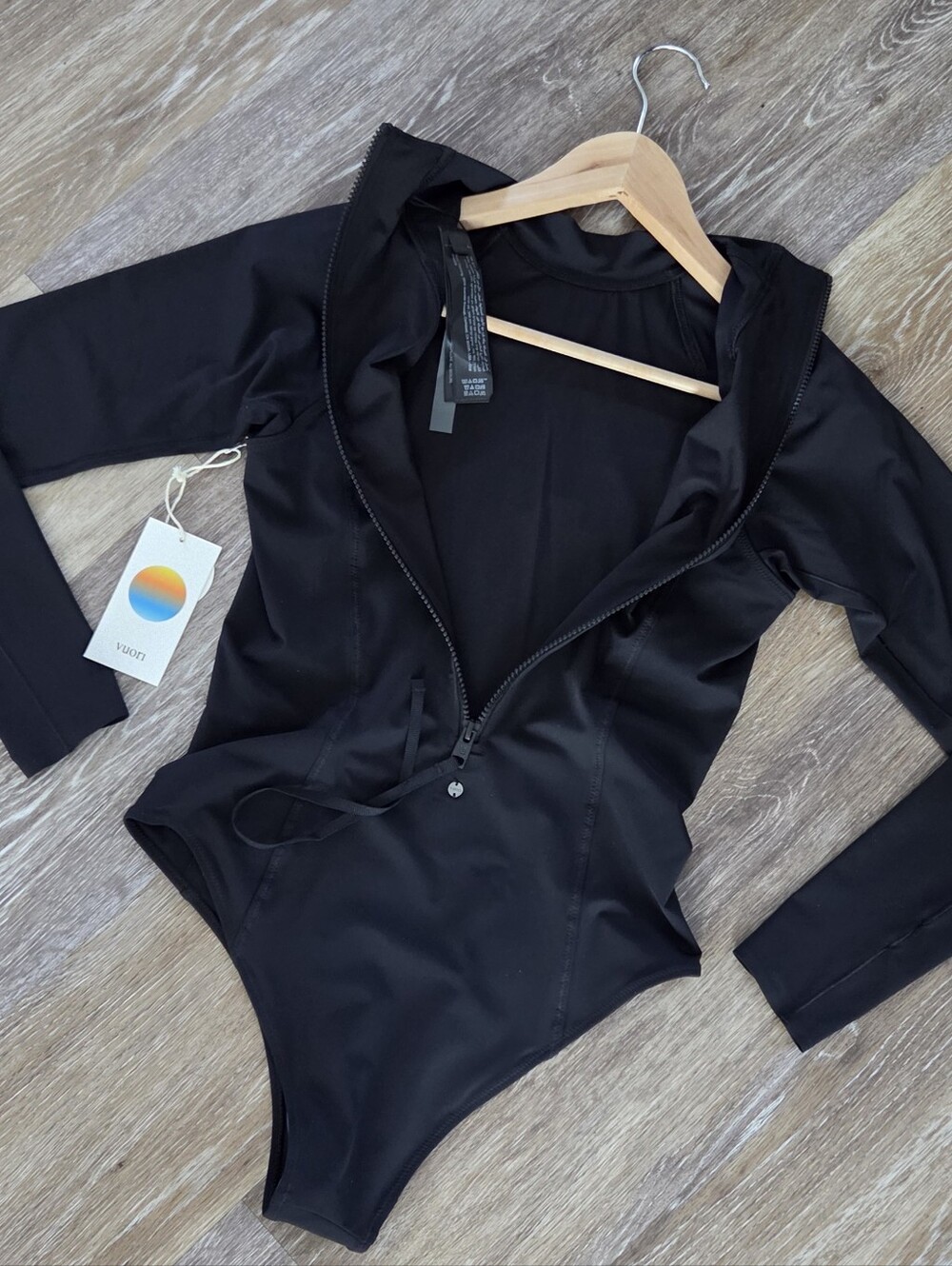 Vuori Long-Sleeve Crush Paddle Suit One Piece Swimsuit Bikini NWT HTF Athletic - Picture 12 of 14